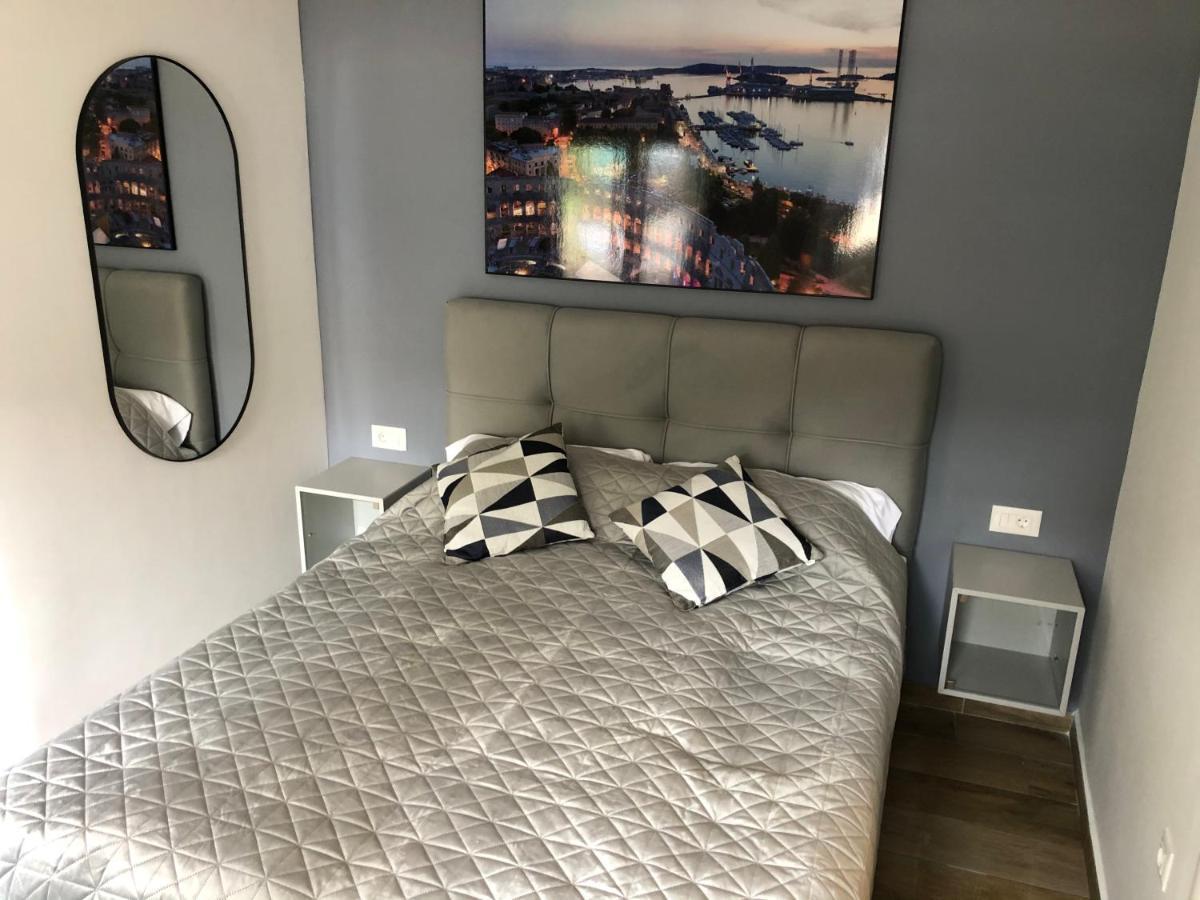 Apartment Mak With Free Parking Pula Zewnętrze zdjęcie