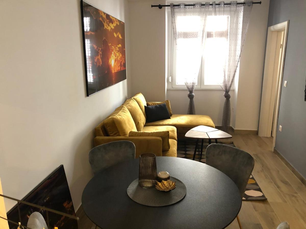 Apartment Mak With Free Parking Pula Zewnętrze zdjęcie